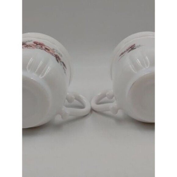 Set of 2 Vintage Arcopal France White Tea Cups With Pink Flowers - Picture 4 of 10